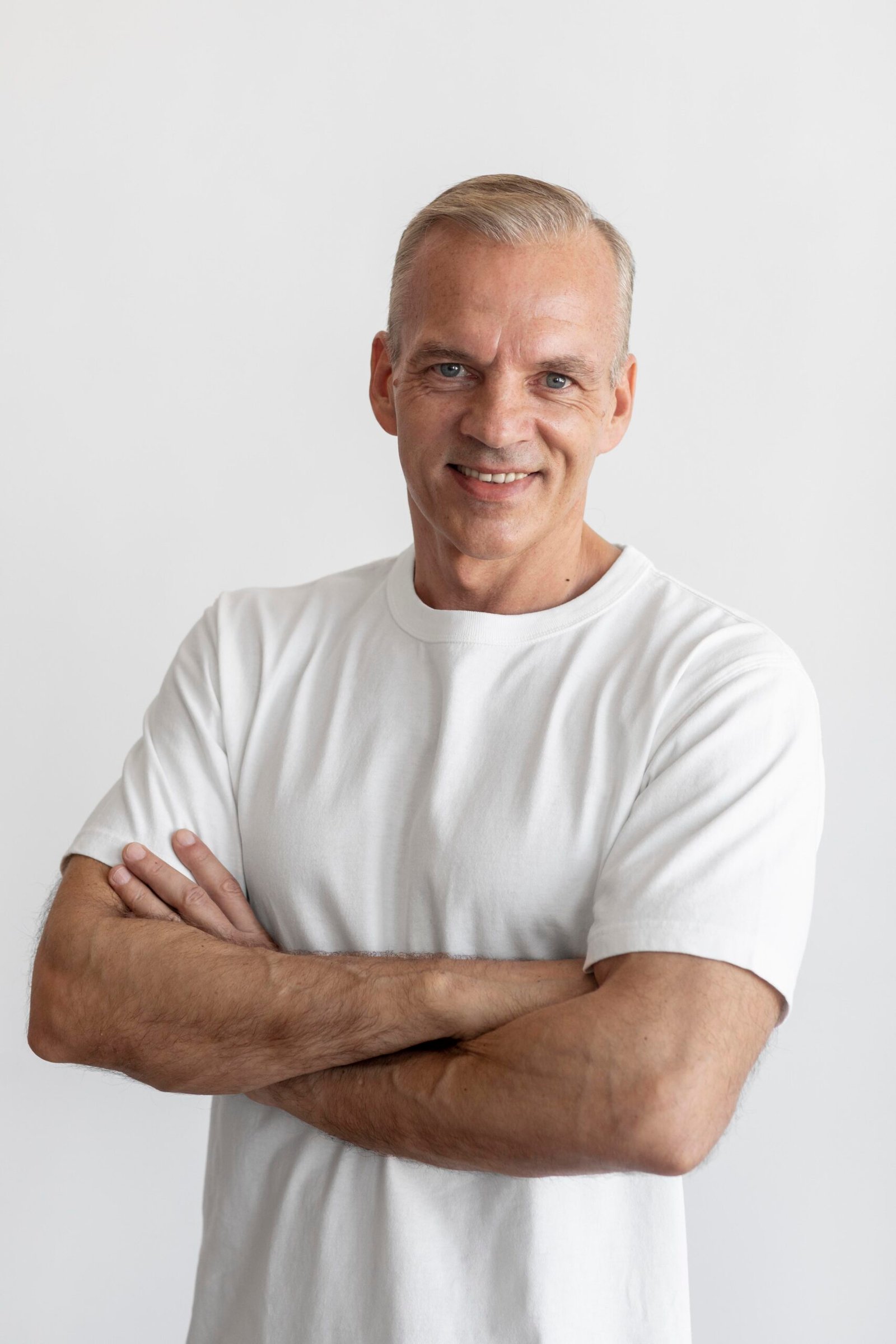 retrato-de-homem-de-meia-idade-confiante